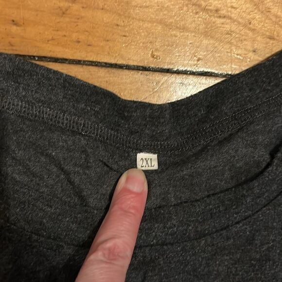 Women’s Dark Charcoal Gray Sleeveless Tank Top with mountain highway 2XL - Picture 4 of 4